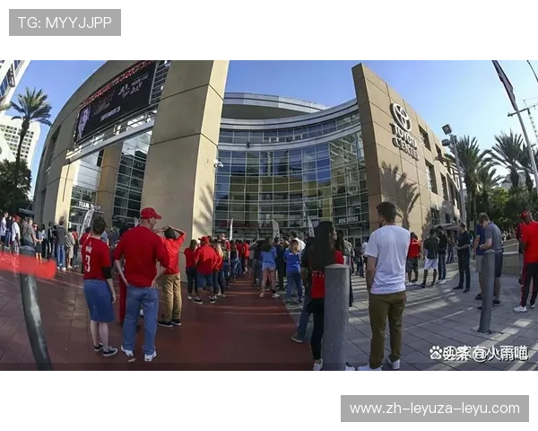 火箭队直播现场气氛及球迷互动介绍